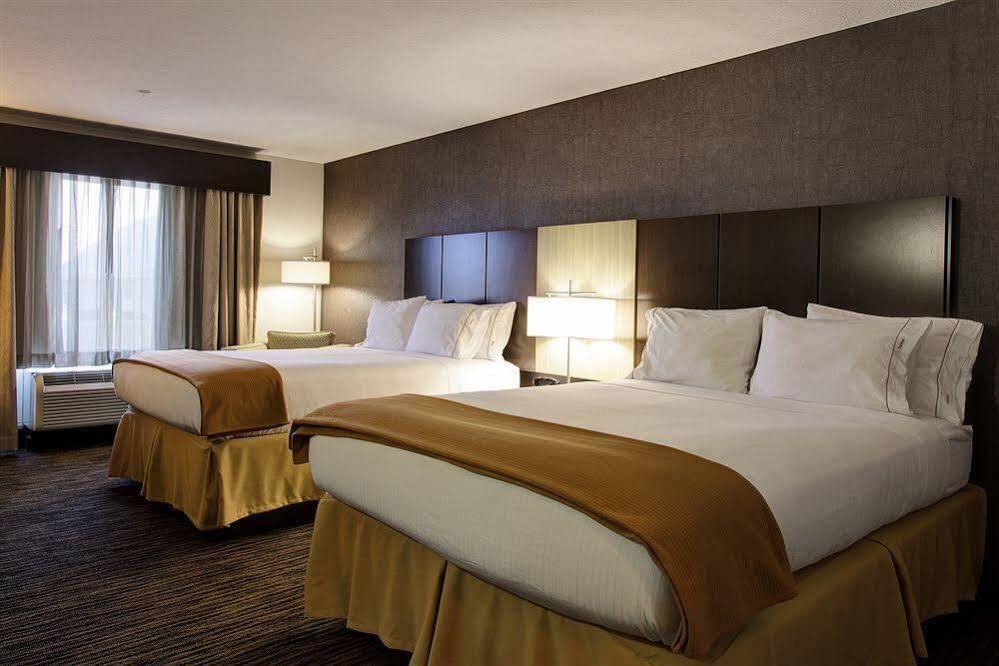 Holiday Inn Express Sidney By Ihg Extérieur photo